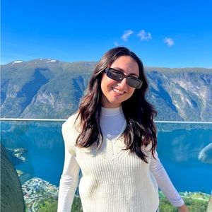 Meet your Posher, Shauna
